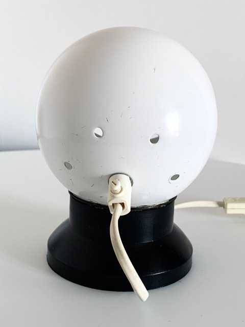 Afbeelding van de Horn Belysning magneet lamp in de kleur wit type 513 die in deze advertentie wordt aangeboden.