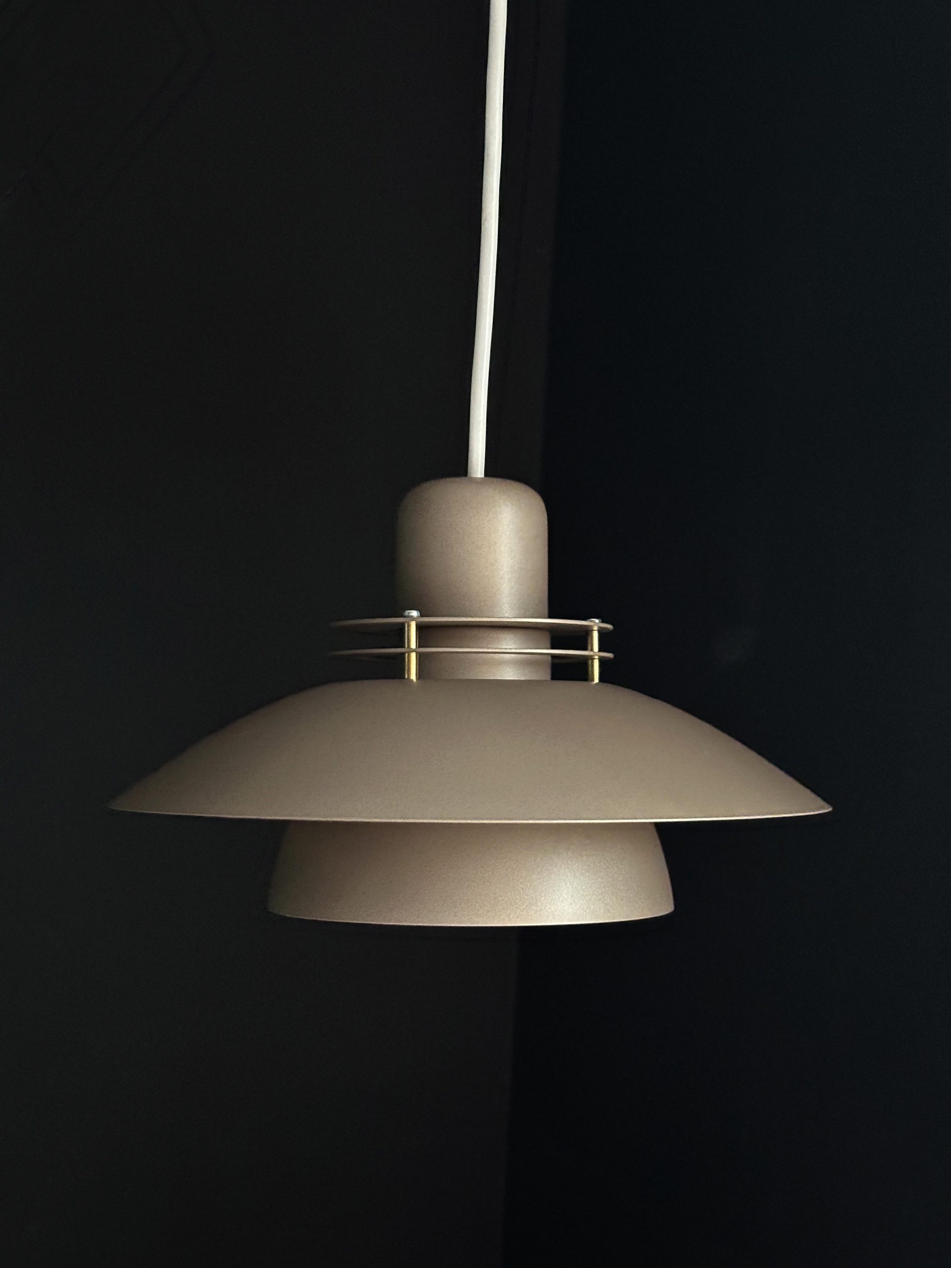 Scandinavian pendant light Taupe