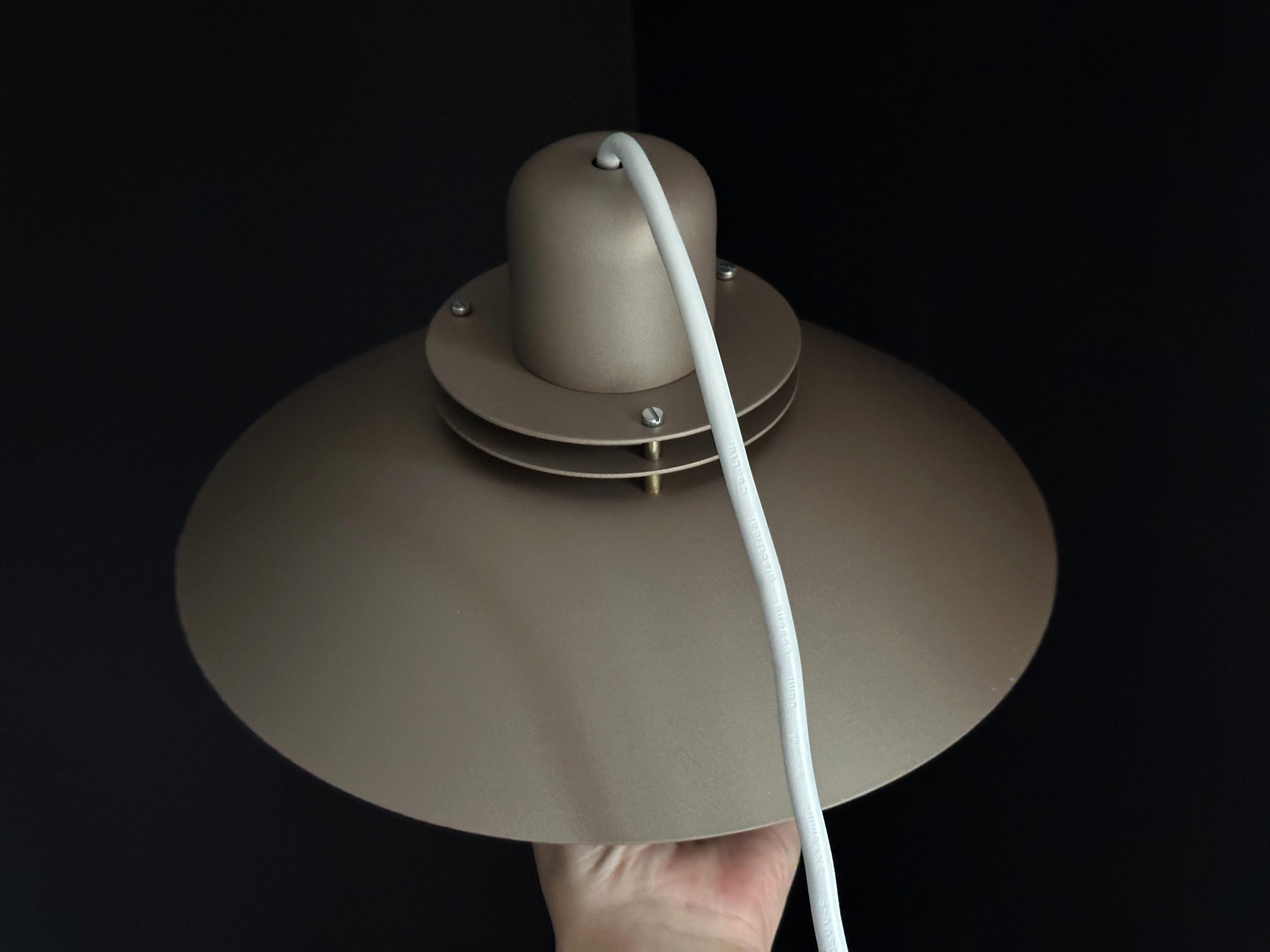 Scandinavian pendant light Taupe