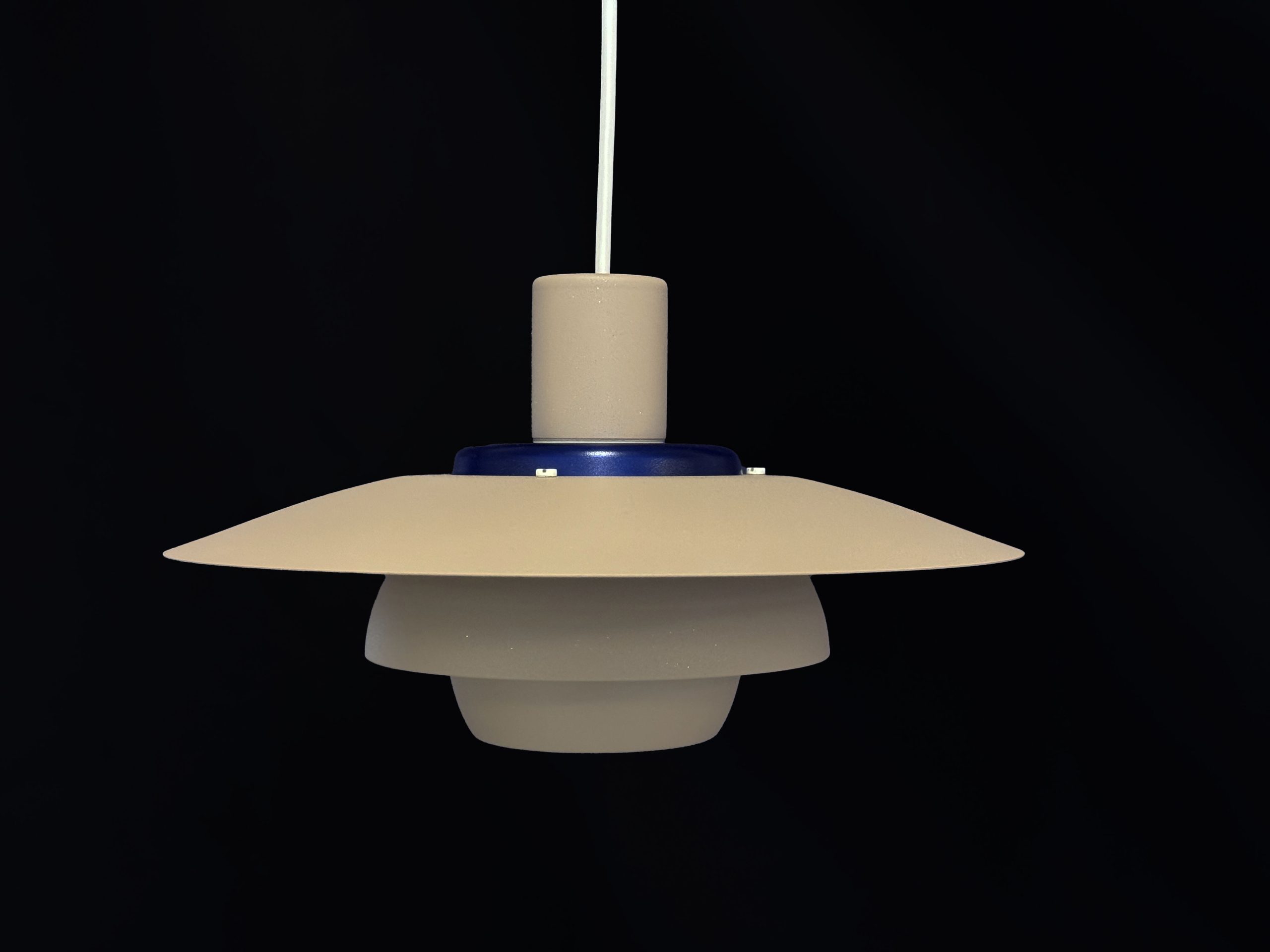 Jeka Metaltryk pendant model Viola