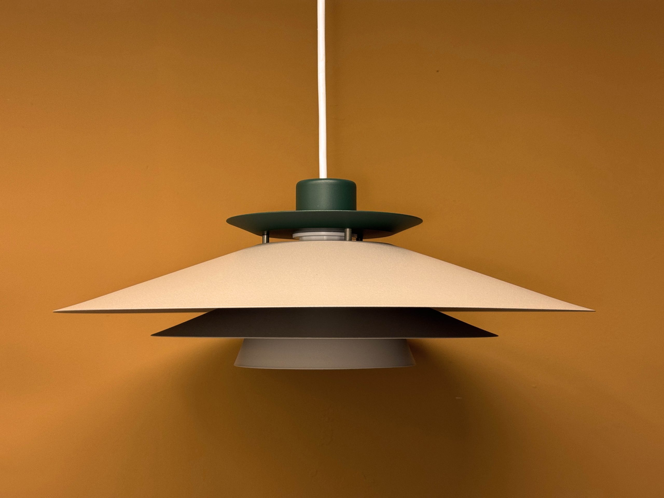 Design Light pendant lamp model Captain Taupe & Green