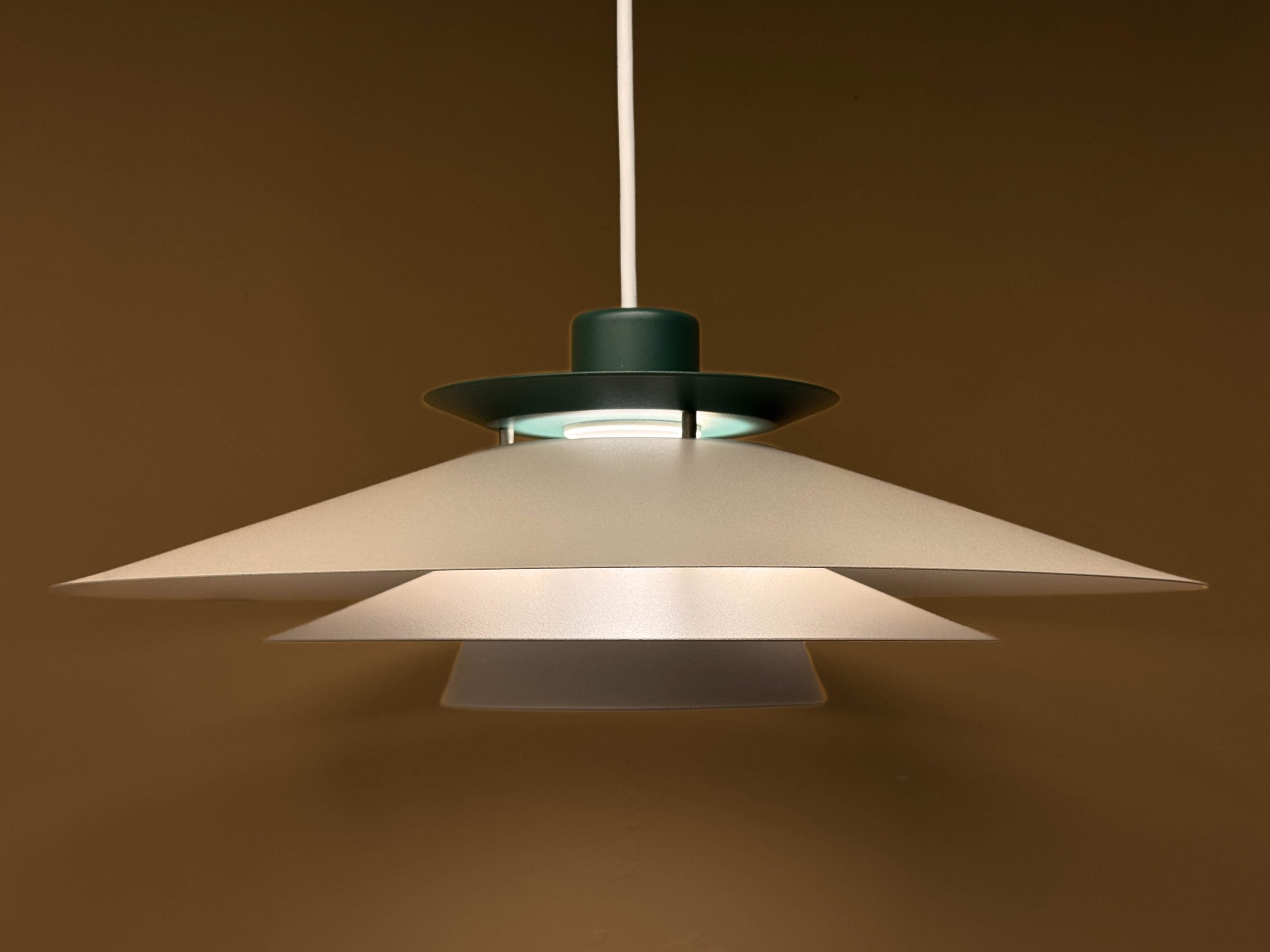 Design Light pendant lamp model Captain Taupe & Green