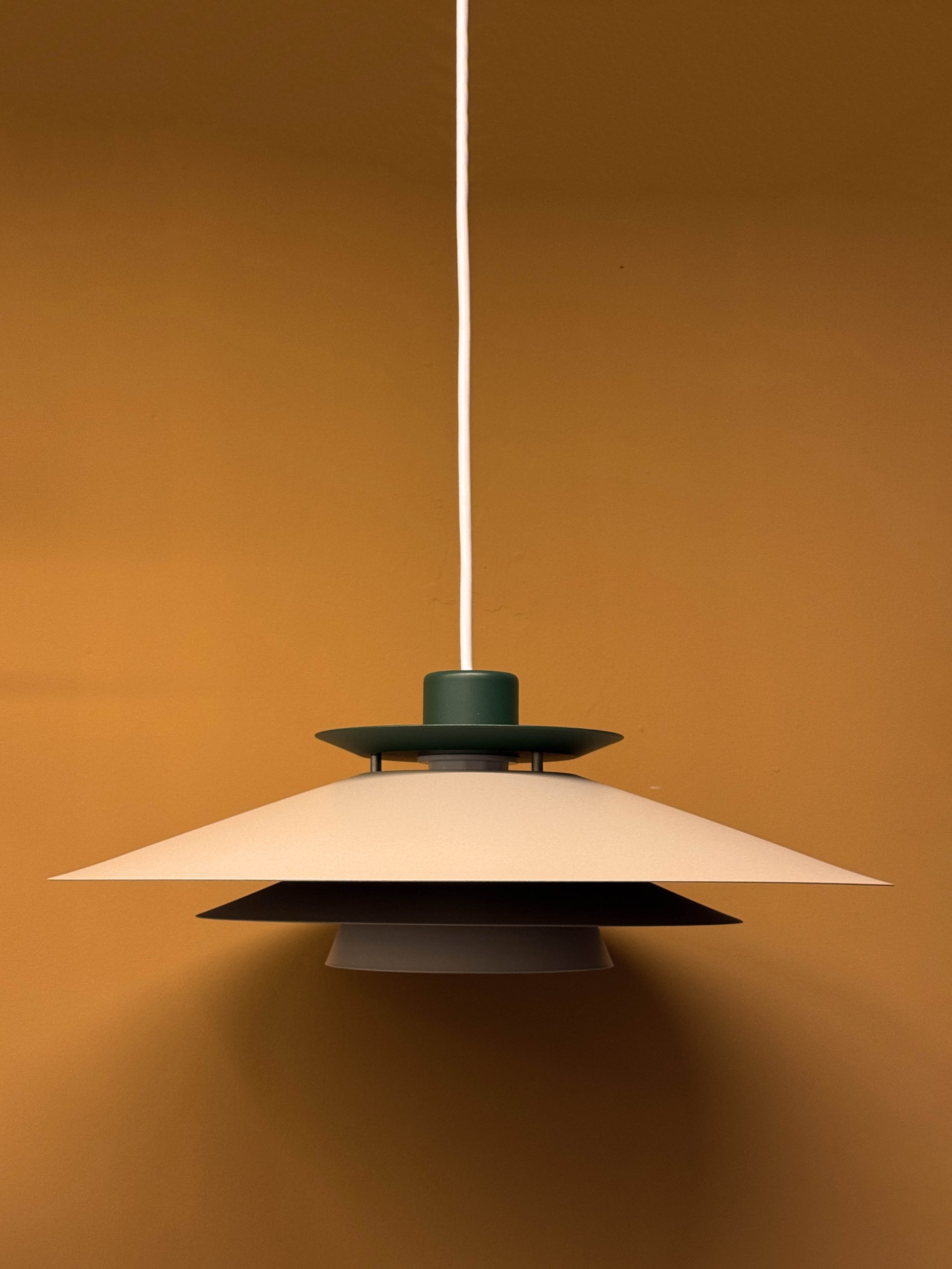Design Light pendant lamp model Captain Taupe & Green