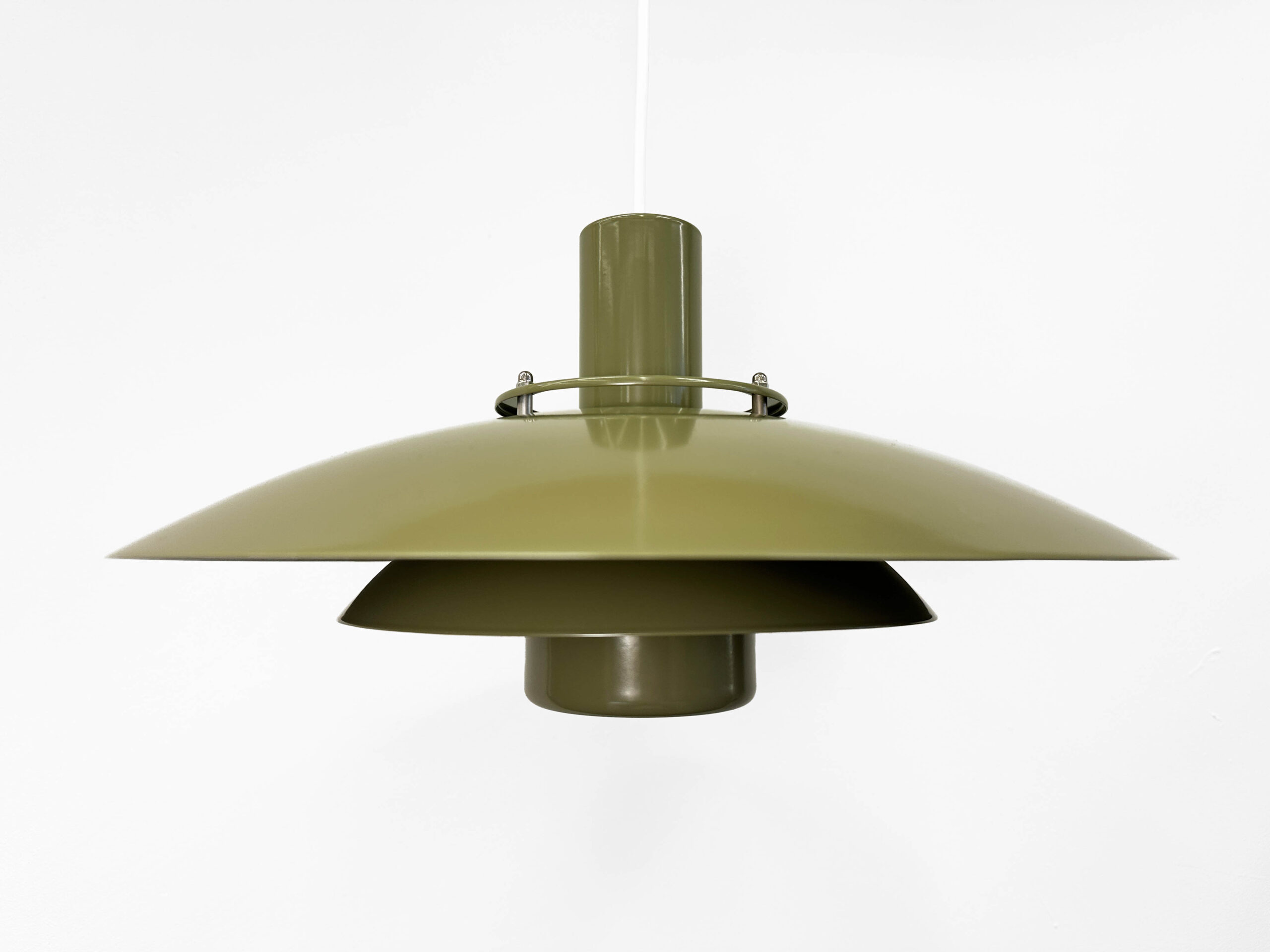 Form-Light pendant lamp – Green powder coated