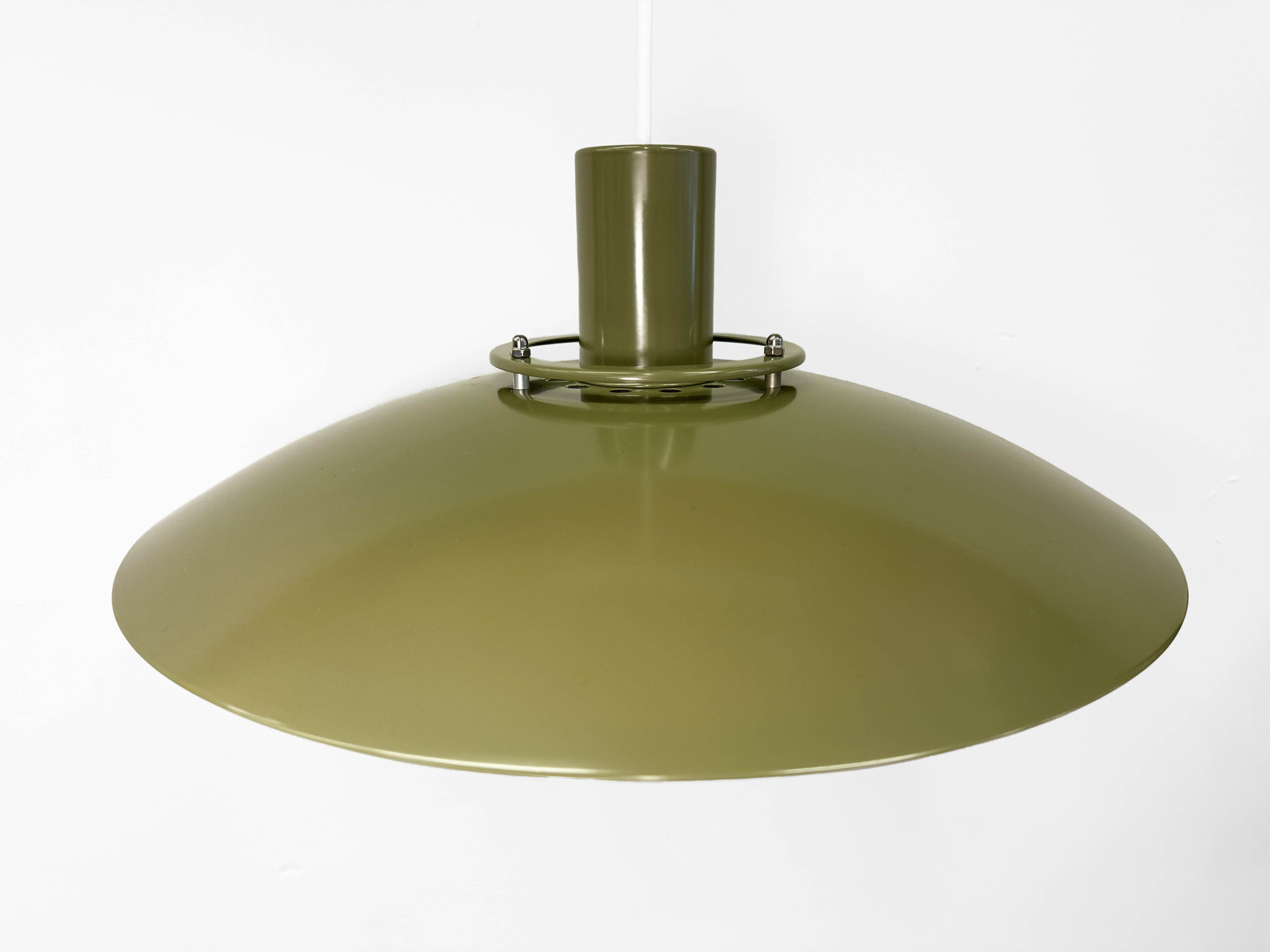 Form-Light pendant lamp – Green powder coated