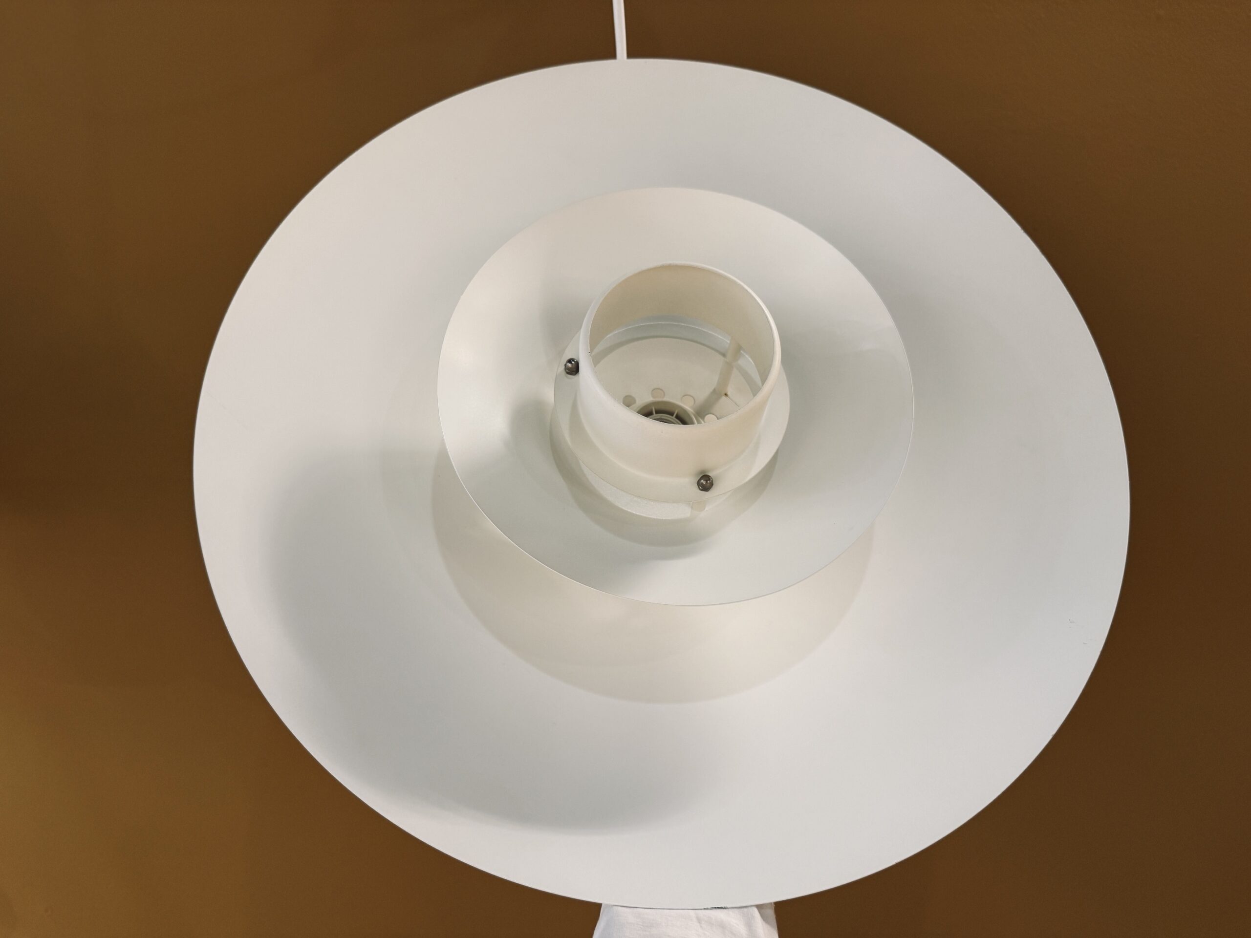Form Light pendant lamp 52710 white vintage design lamp with atmospheric light distribution