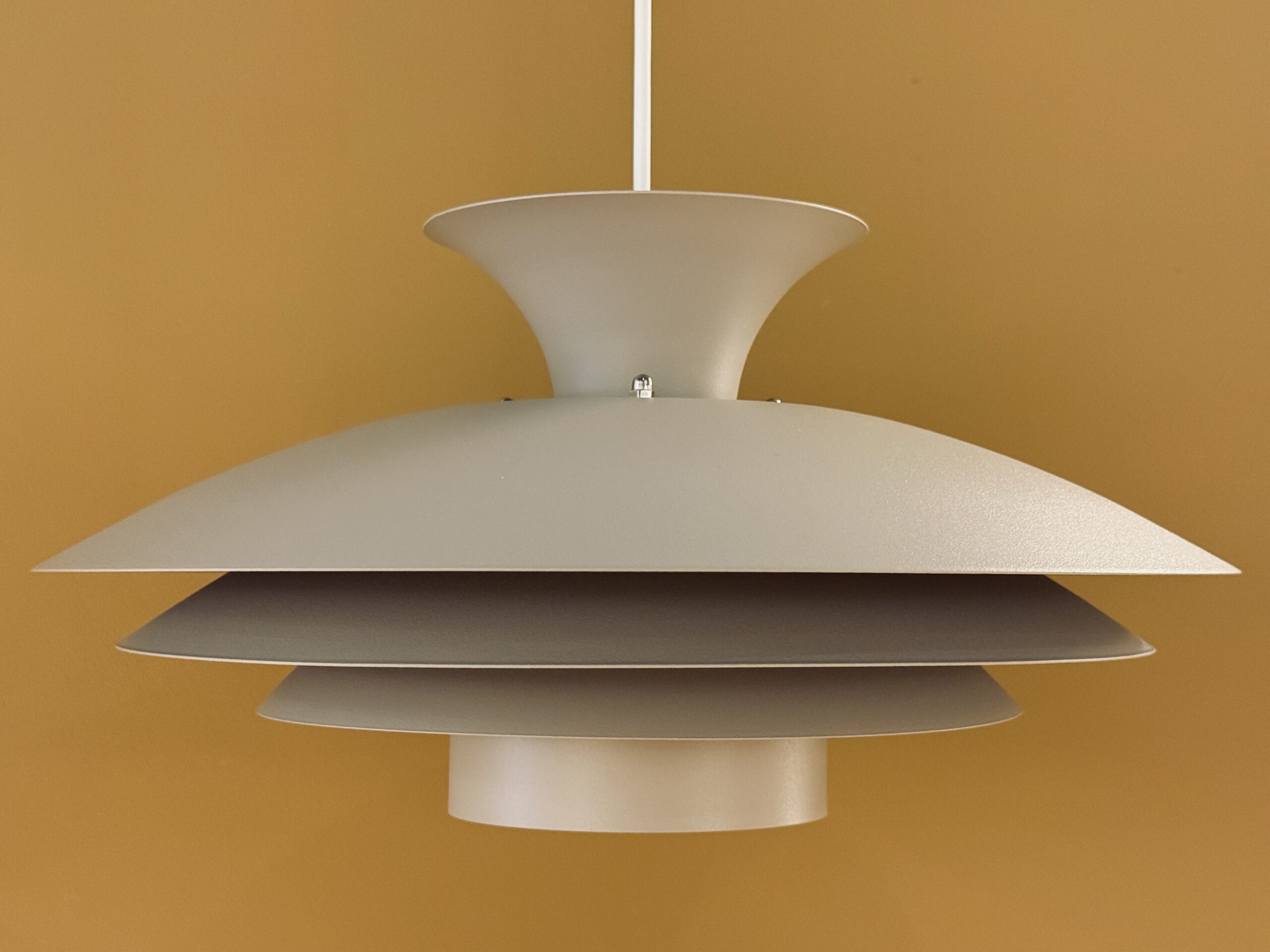 Lampe suspendue Lamper Agat en haut de la lampe taupe vintage danoise scandinave